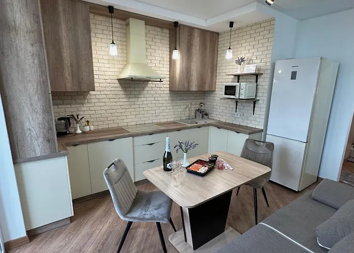 Stepana Bandery 35 Apartment